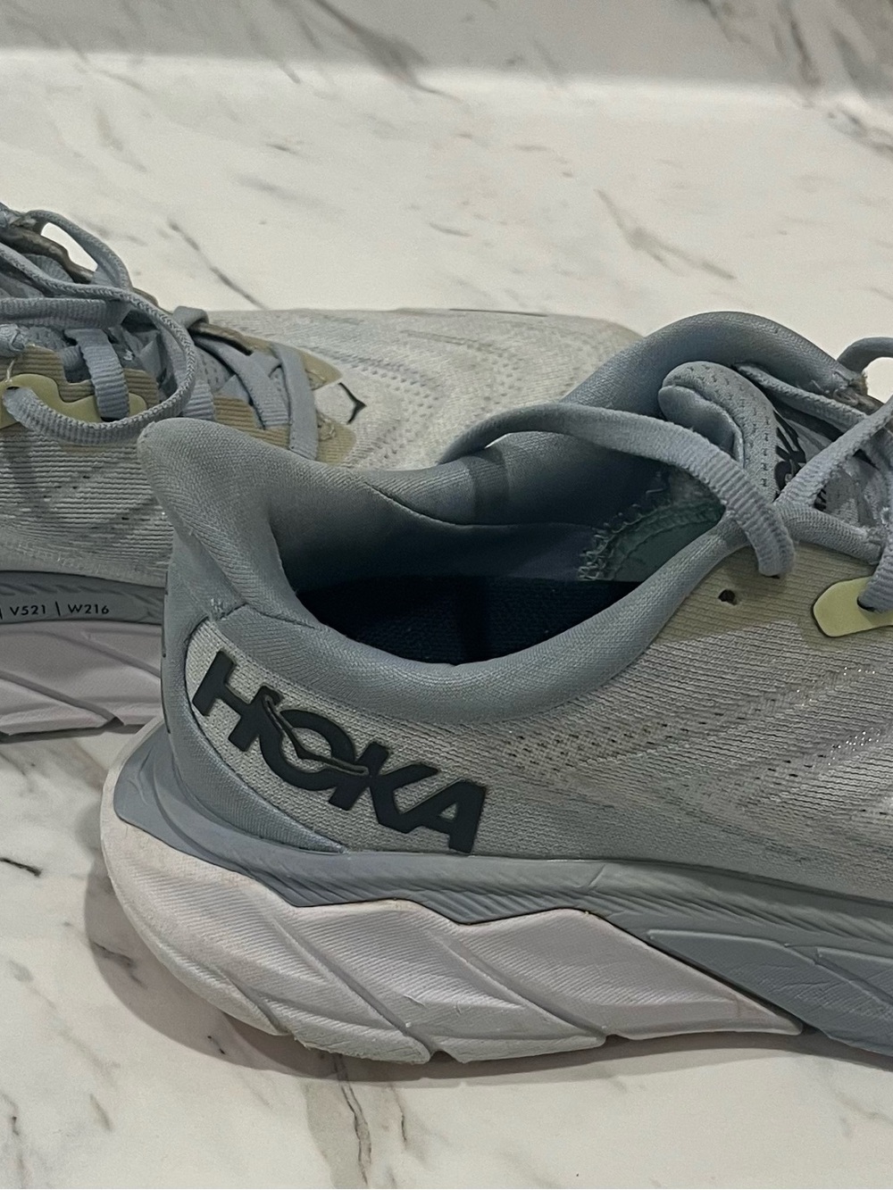Hoka Arahi 6 Womens Running Shoes in Light Gray with Orange Accents - Picture 4 of 6